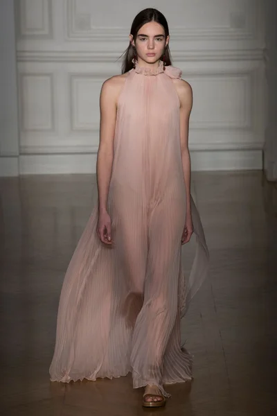 Look 38